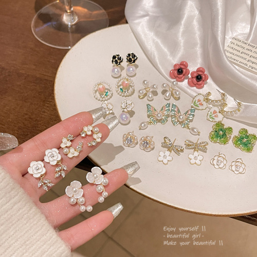 sterling silver needle fresh all-matching flower stud earrings for women light luxury minority high-grade pearl earrings online influencer ear jewelry