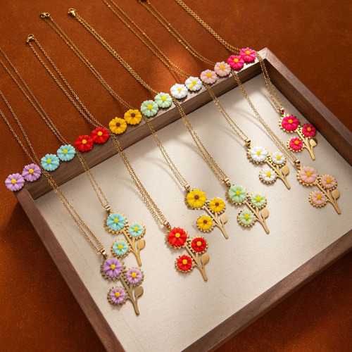 cross-border hot little daisy necklace and earring suit light luxury titanium steel clavicle chain earrings female bohemian style ornament