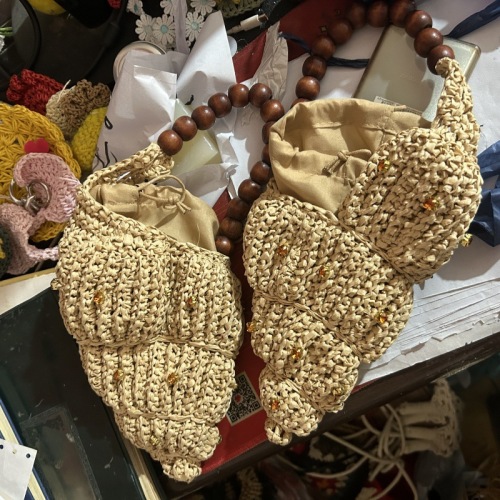 手工缝钻石海螺草编包手提包木珠提手海洋风沙滩休闲女手机袋子新