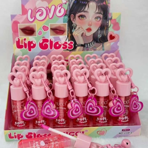 唇油长效保湿，唇部丰盈，厂家直销，欢迎下单。