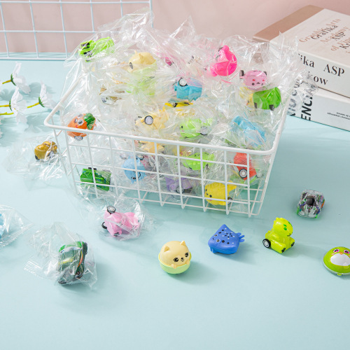 迷你回力小汽车男孩儿童幼儿园益智玩具工程澄海夜市电玩地摊批发