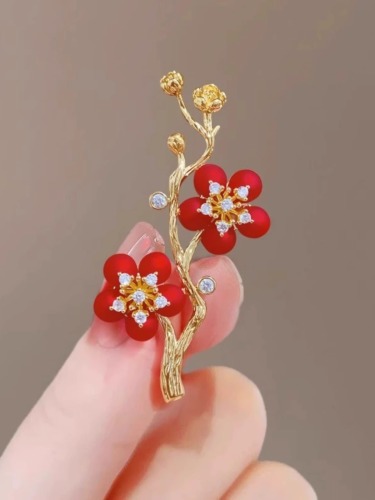 一枝红色梅花胸针高档女精致中国风旗袍压襟胸花气质西装别针配饰