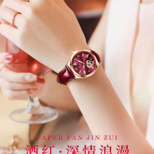 瑞士认证镶钻日历防水夜光女士手表学生韩版时尚潮流耐用