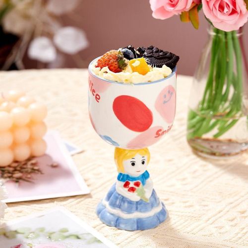 创意可爱手绘杯子伴手高脚杯陶瓷高颜值马克杯女生水杯礼物