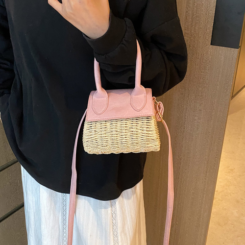 trendy small bag women‘s one-piece delivery wholesale small fresh woven small bag simple niche shoulder messenger bag