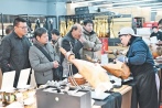 China Imported Commodities City: Yiwu's one-stop shopping for Spring Festival