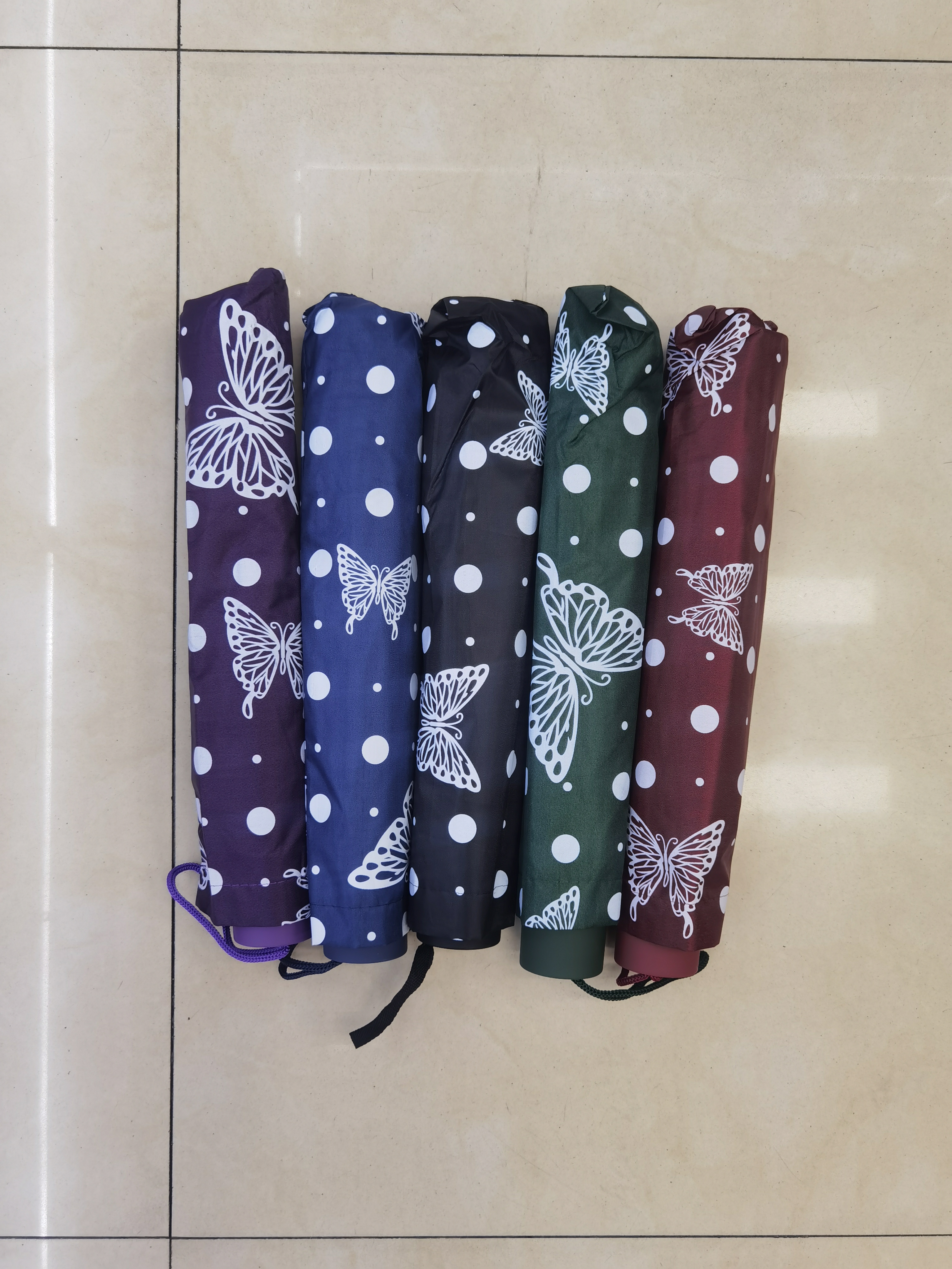 New three-fold umbrella, folding hand-opening portable umbrella, black plastic butterfly polka dot pattern umbrella, enlarged and thickened sunshade umbrella pic 2