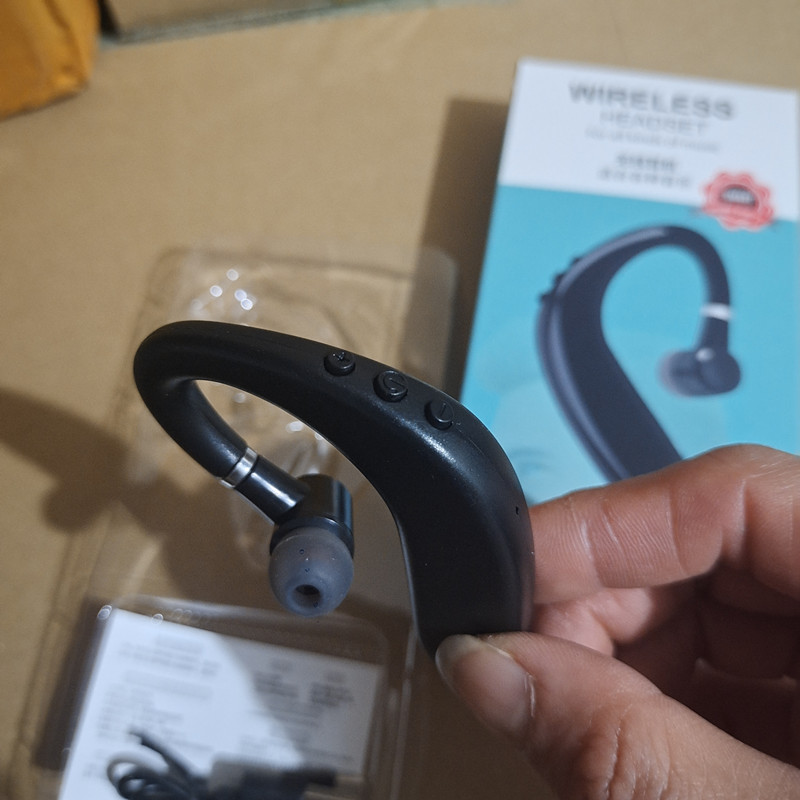 Bluetooth earphones · 43454 6