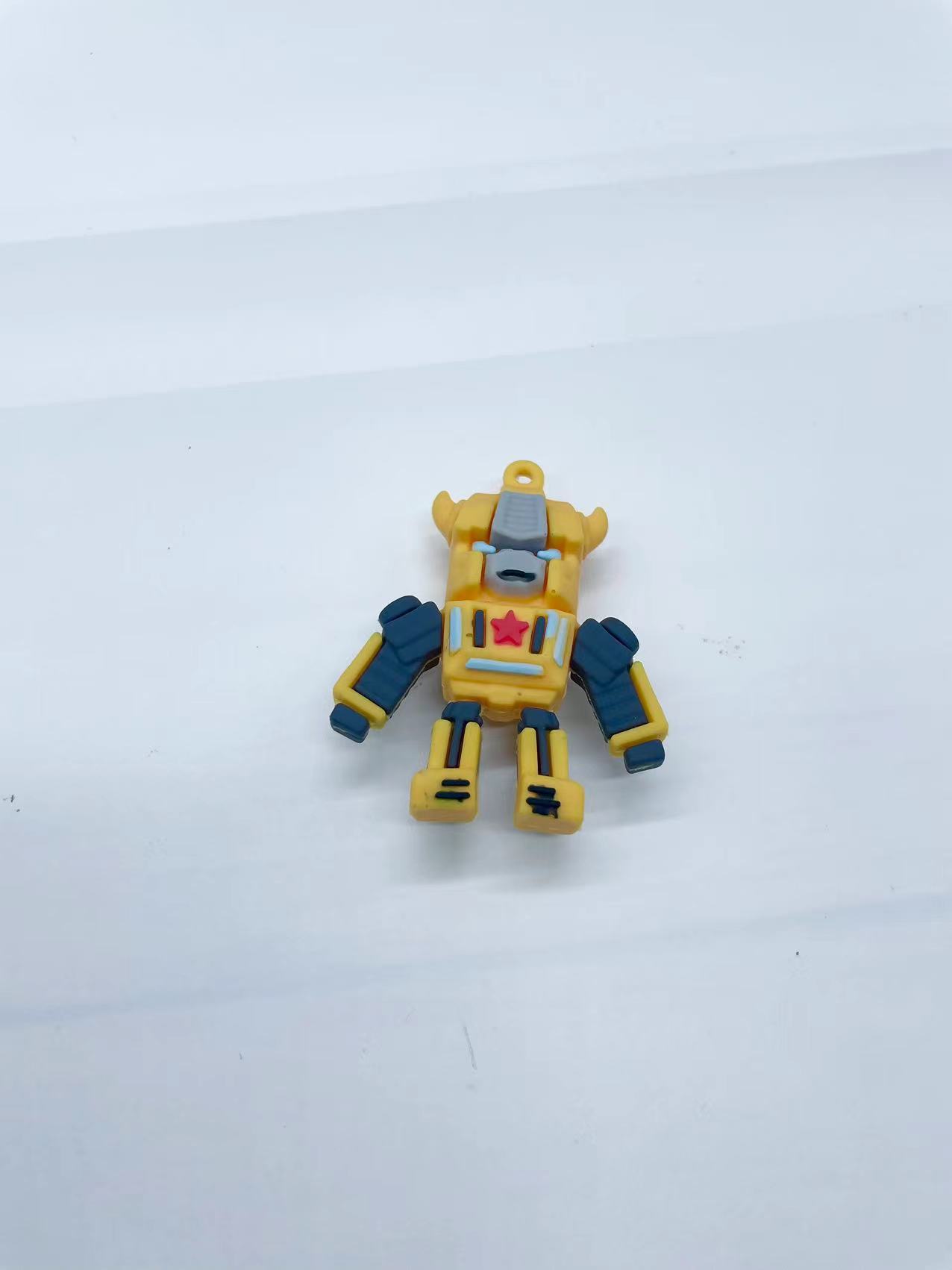 pvc软胶迷你世界变形公仔挂件擎天柱大黄蜂钥匙扣男孩钥匙扣_东云塑料